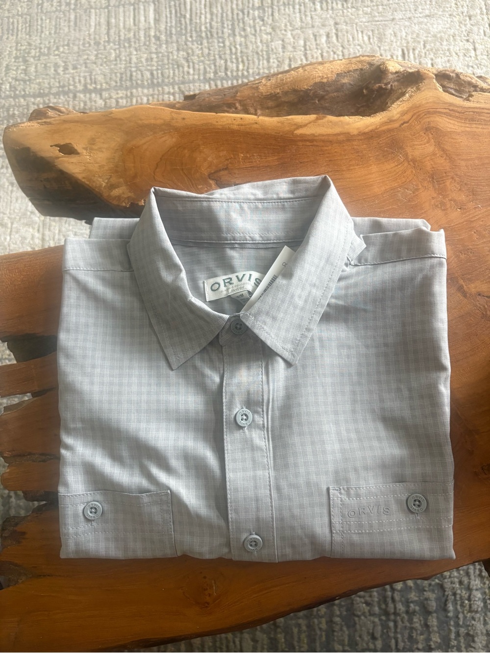 Orvis Men's Short-Sleeve Button-Down Shirt in Light Gray Check